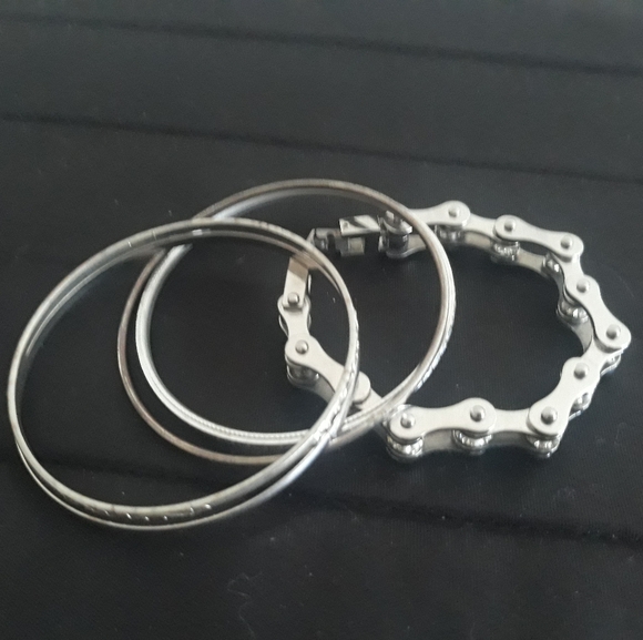 ATC Rhinestone Bike Chain Bracelet 7" + Silver Tone Bangle Bracelets - Picture 2 of 15